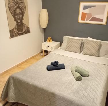 Comfy Studio in Lamía