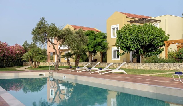 Cozy 2-bedroom Villa Mentha, Beautiful Garden&Refreshing Pool, Fast Wi-Fi,AC in Χωραφάκια
