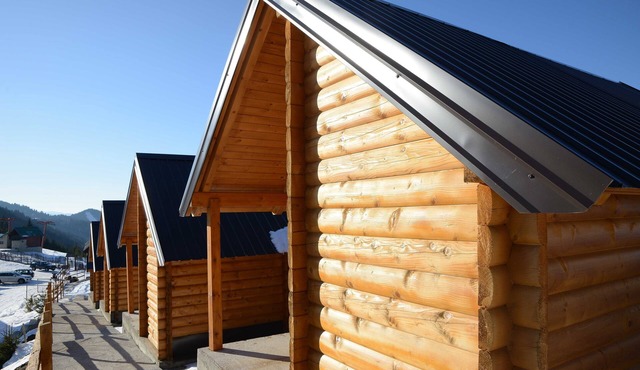 Cozy Berane Stay - Comfort Cottage with balcony 1 in Berane