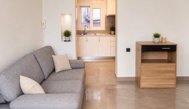 Cozy Stay in Athens near the Metro Station Mosxato