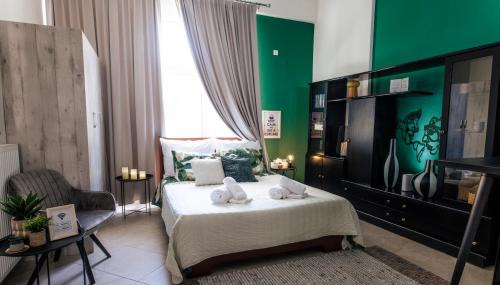 Cozy studio Anastasia-spotless-quiet-Free private garage in Kozani