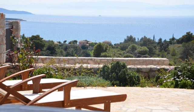 Cozy vacation home in Porto Heli