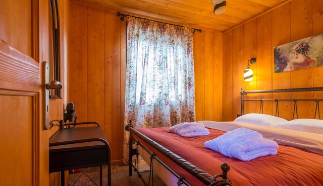 Deluxe Mountain Bungalow E, Konitsa in Αετόπετρα