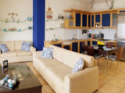 Derveni Seaside Apartments - Deluxe Sea View Penthouse Jacuzzi-BBQ & Groundfloor Garden View Apartment