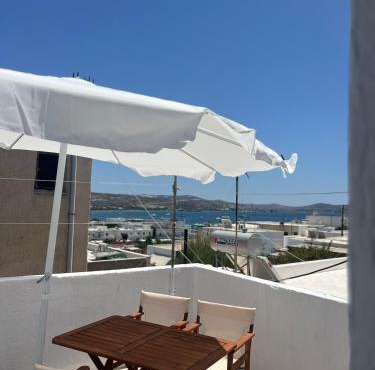 Diana Apartment Adamantas Milos
