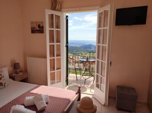 Dimitra's Great View Apartment in Dilináta