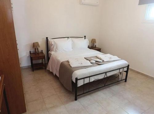 Dimos Luxury Apartments Loutra Oreas Elenis