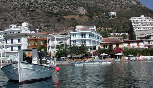Dolfin Hotel