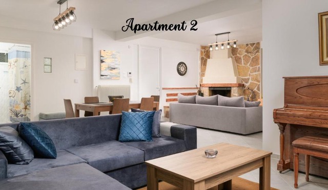 Domelia's Luxury Apartments near Airport & beach in Artemida