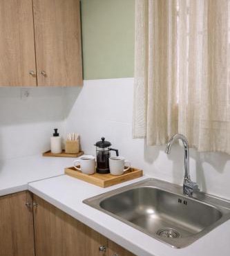 Downtown Corinth Studio 40