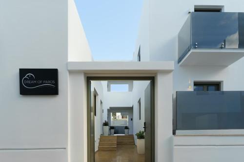 Dream of Paros in Parikia