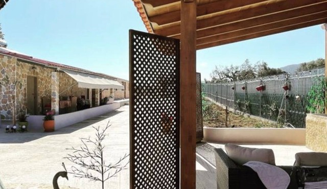 Ecological Studio Flat in Kalyvia Thorikou, Greece in Lagonisi