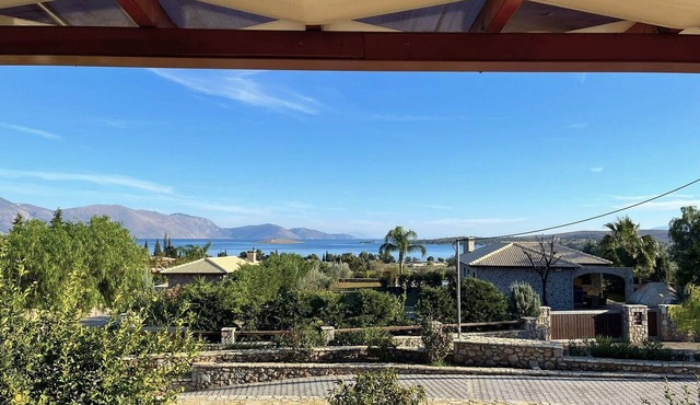 Elegant Sea View Villa Near Galaxidi | 2 Bedrooms | Peaceful Retreat