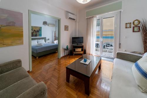 Elia cosy apartment in the Heart of Athens Plaka