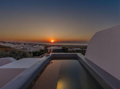 Elios Cave Suites