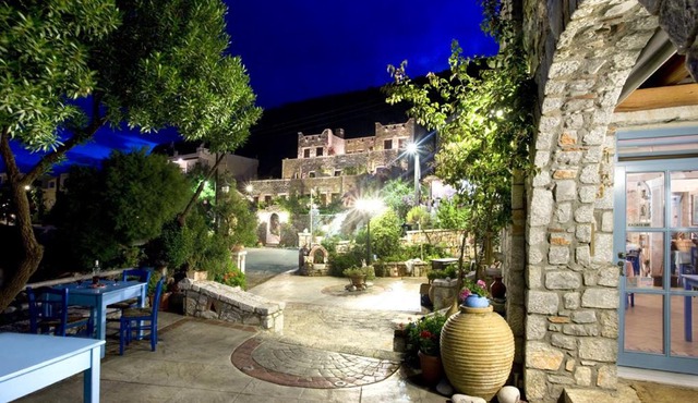 Elixirion Guest House in Karavostasi