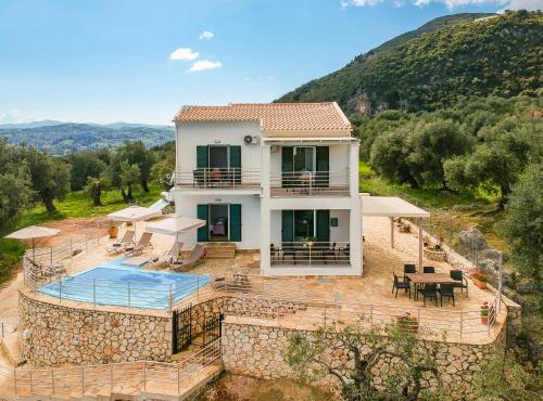 elli epavlis private pool starlink wifi near barbati in Spartýlas