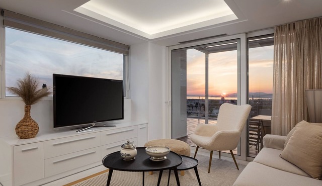Ellinikon 360 Rooftop | Char. Trikoupi 2 | Glifada 166 75, Bill & John Villas in Glyfada