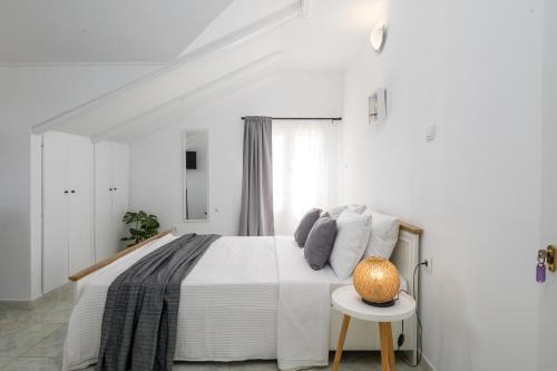 Eraora Lofts & Apartments Kefalonia in Lakithra