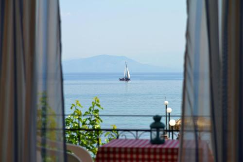 Eros Beach Hotel in Corfu