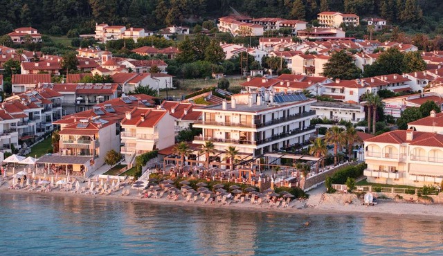EVLOGIA HOTEL SEAFRONT and ANEX by Greek Pride in Fourka