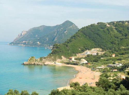 Family friendly Apartments with a Swimming Pool on Pelekas Beach in Pelekas