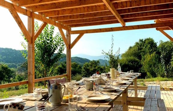 Ferma Albanik in Këlcyrë