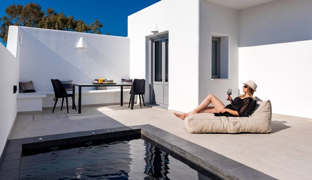 Filoxenia Luxury Villas