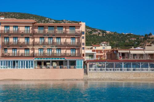 Flisvos Hotel in Tolo