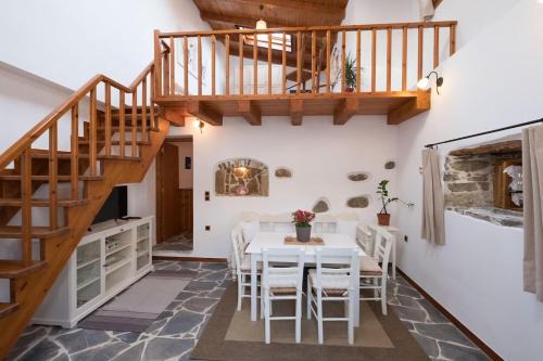 Gaby's charming house in Kavoúsion