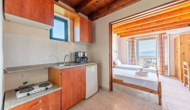 Gavriil G3 Apartment with Sea View, Wi-Fi and Air Conditioning in Corfu