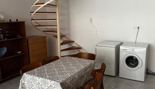 Gelly apts in Limín Khersonísou