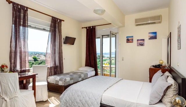 Golden Beach Hill Apartments in Kato Daratso
