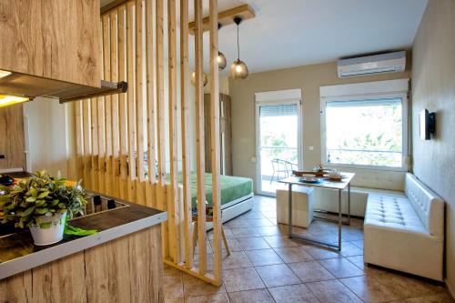 Golden Suites in Ofrínion