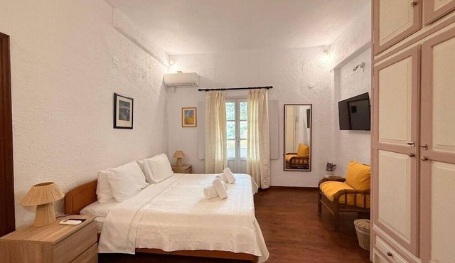 Golden Sun Hotel in Patmos