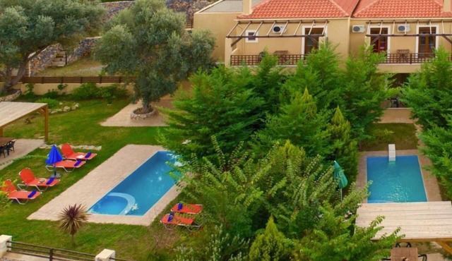 Great place for large groups and families in Mylopotamos