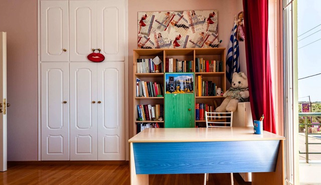 Hermes Seaside Home-Fully Equipped, Top Location in Pyrgos