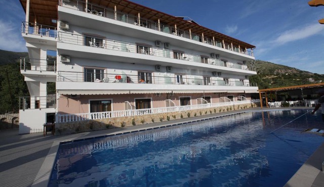 Hotel Riviera in Borsh