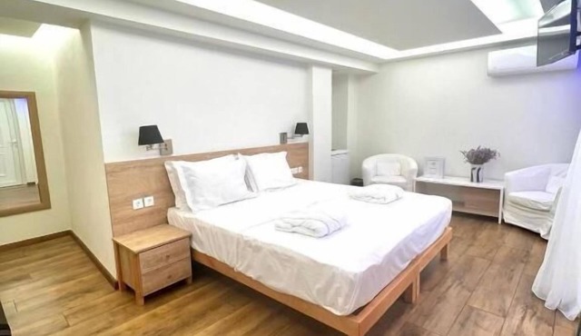 HOTEL ROZOS
