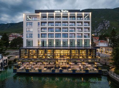 Hotel Trofta in Istog