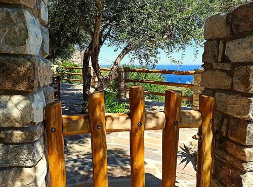 House in endless blue 35 sq m Magganitis Ikaria in Manganítis