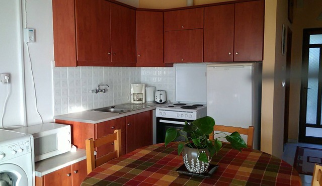 House Michalis Haikos two minutes walk to the beach Peroulia