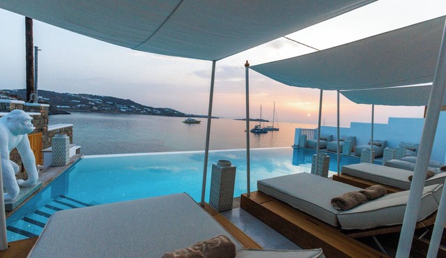 Icon Mykonos