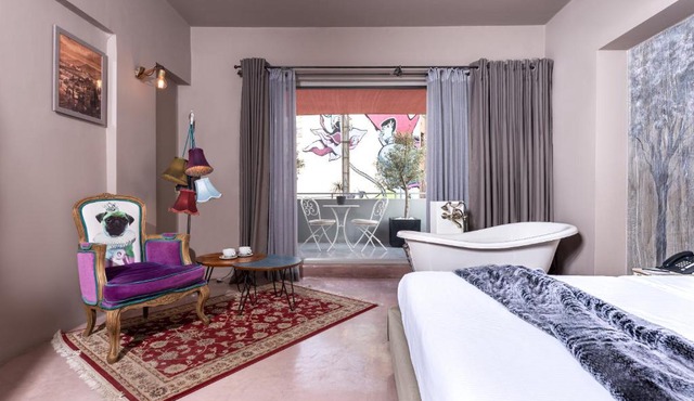 iFeel Athens Suites in Athens
