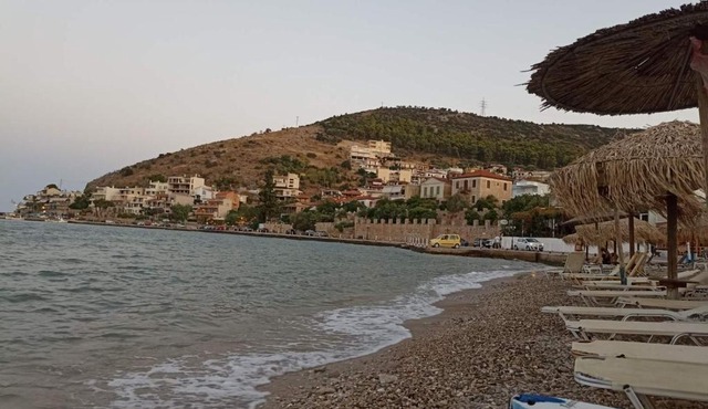 Irida seafront apartment