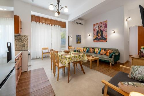 Iris Studios in Mytilene