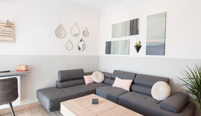 Iviskos Apartment - Hellenic Apartments Avlona