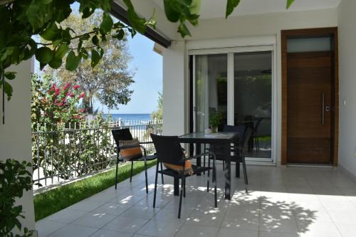 Kýma Seafront House in Patra