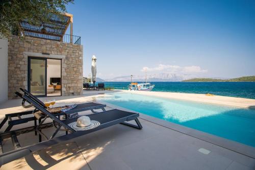 Kalyva by the sea