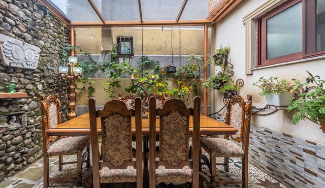 “Kanuni” - Authentic Albanian House by PikHost in Shkodër